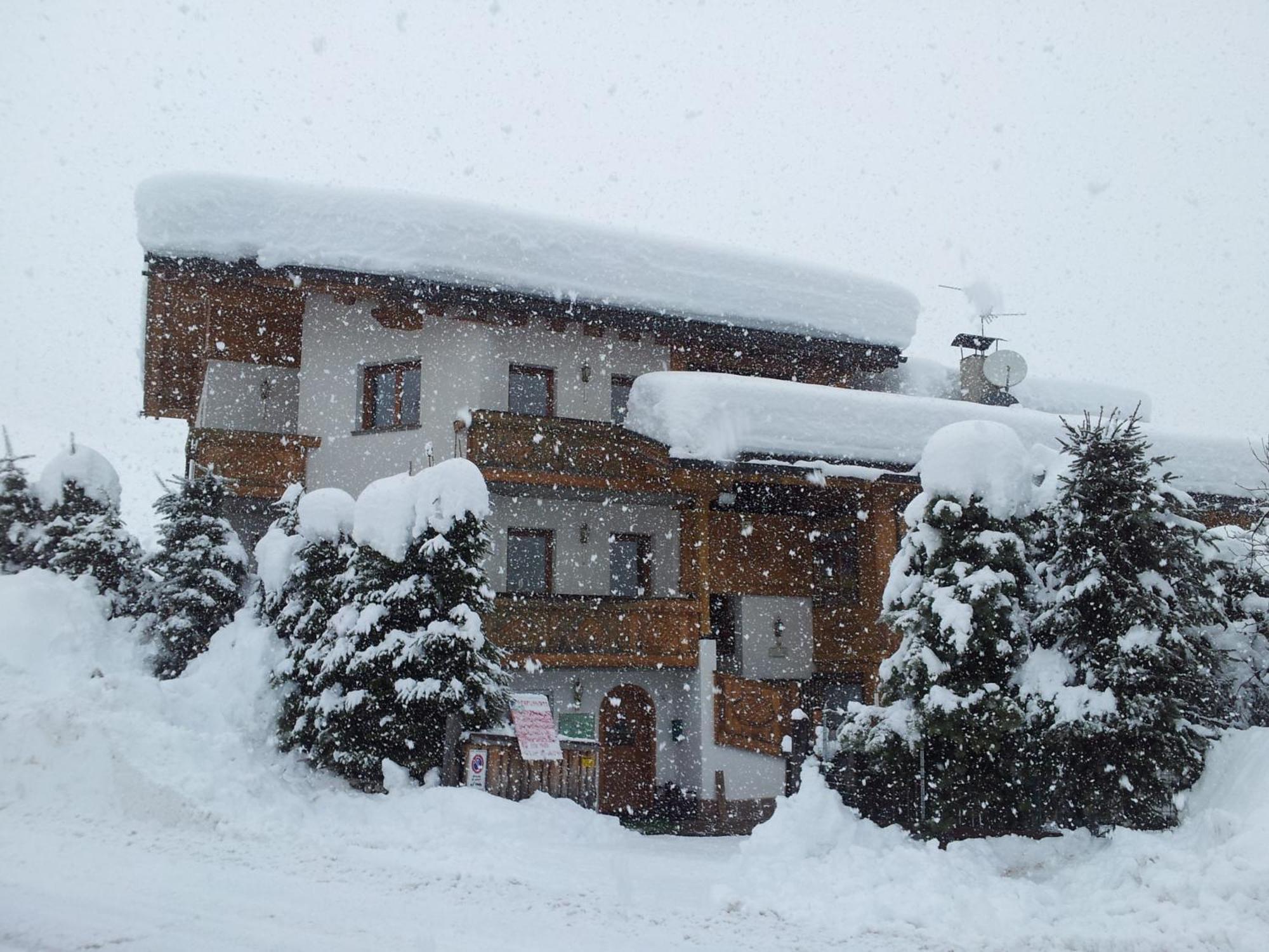 Chalet Belvedere アラッバ エクステリア 写真
