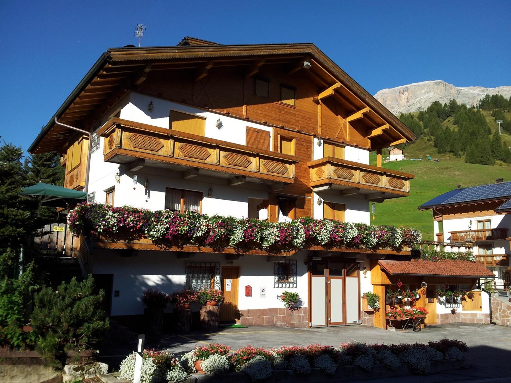 Chalet Belvedere アラッバ エクステリア 写真